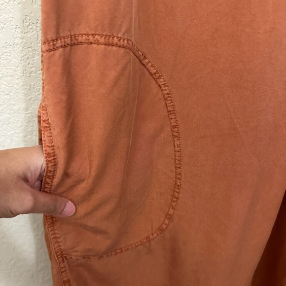 XCVI Short Sleeve Wearable Shift Dress Collared in Rust - Picture 4 of 9